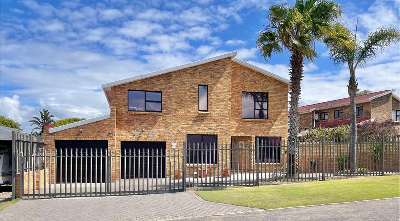4 Bedroom Property for Sale in Tergniet Western Cape